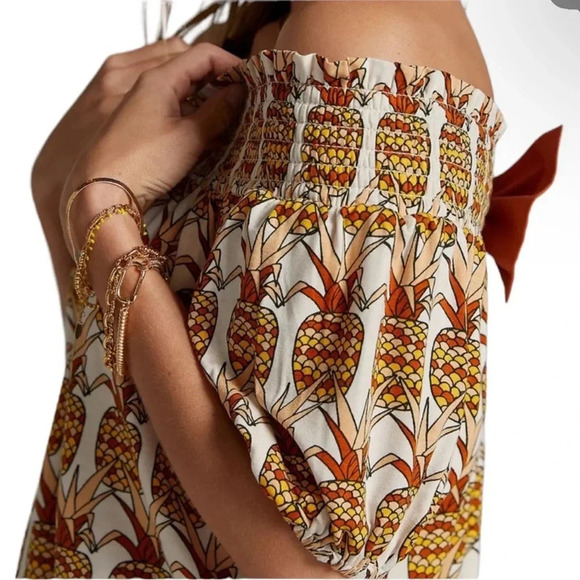 NWT Anthropologie Porridge Pineapple Printed Bow-Back Top
Size: X-Large - Picture 2 of 3